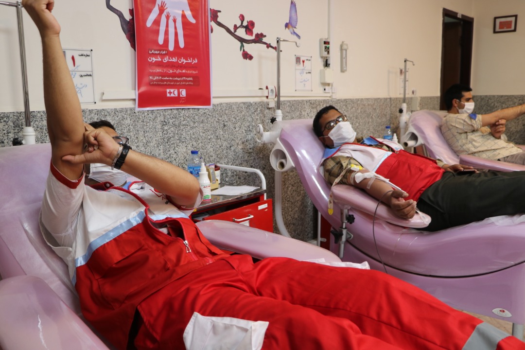 اهدای ۱۴۸۰ واحد خون توسط داوطلبان و جوانان هلال احمر خراسان جنوبی